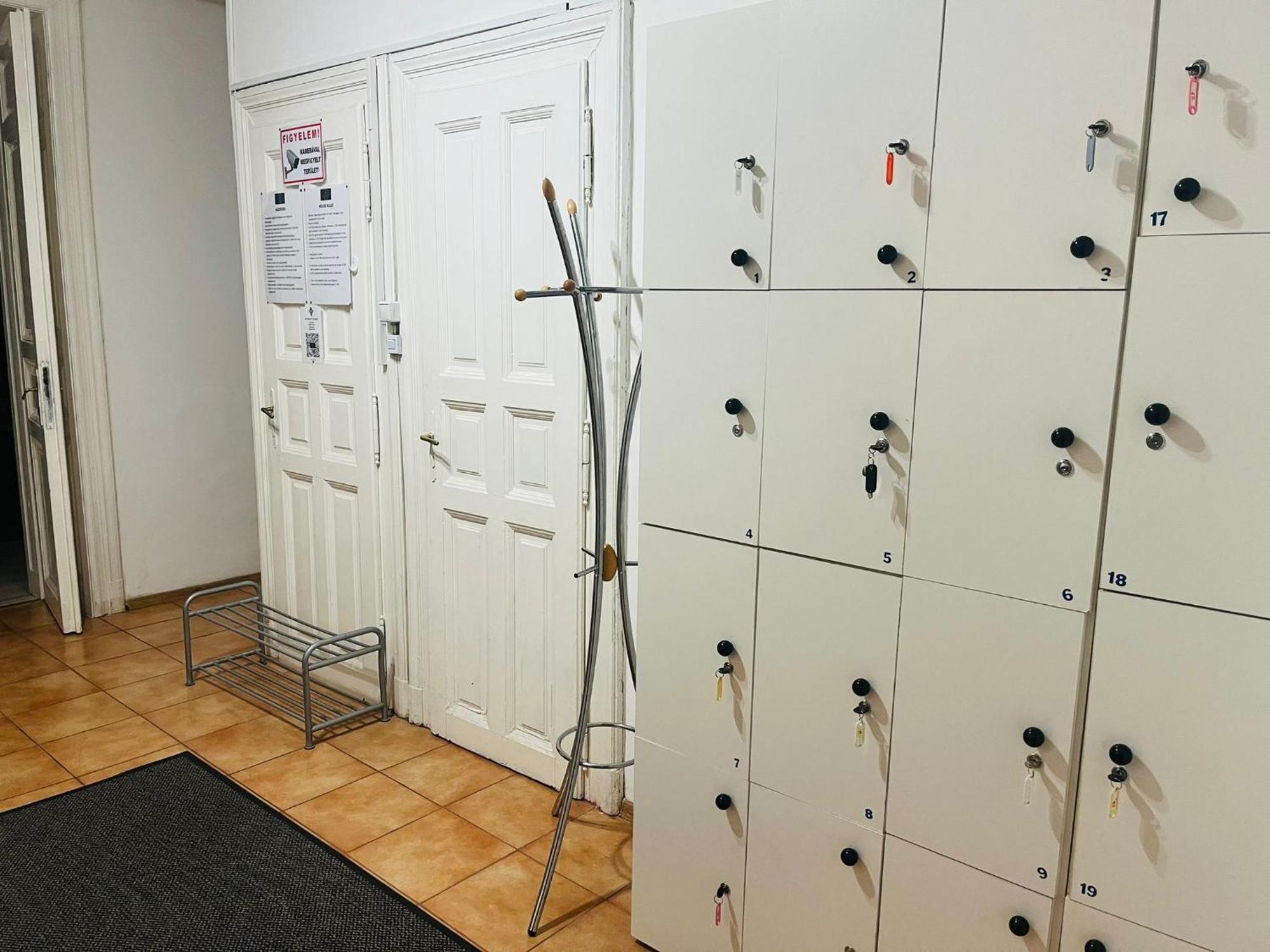 Bobr Krw Stay Budapest Bagian luar foto